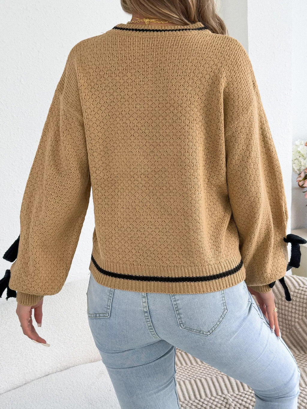 Contrast Bow-Tie Sleeve Crew Neck Sweater - Dressed.