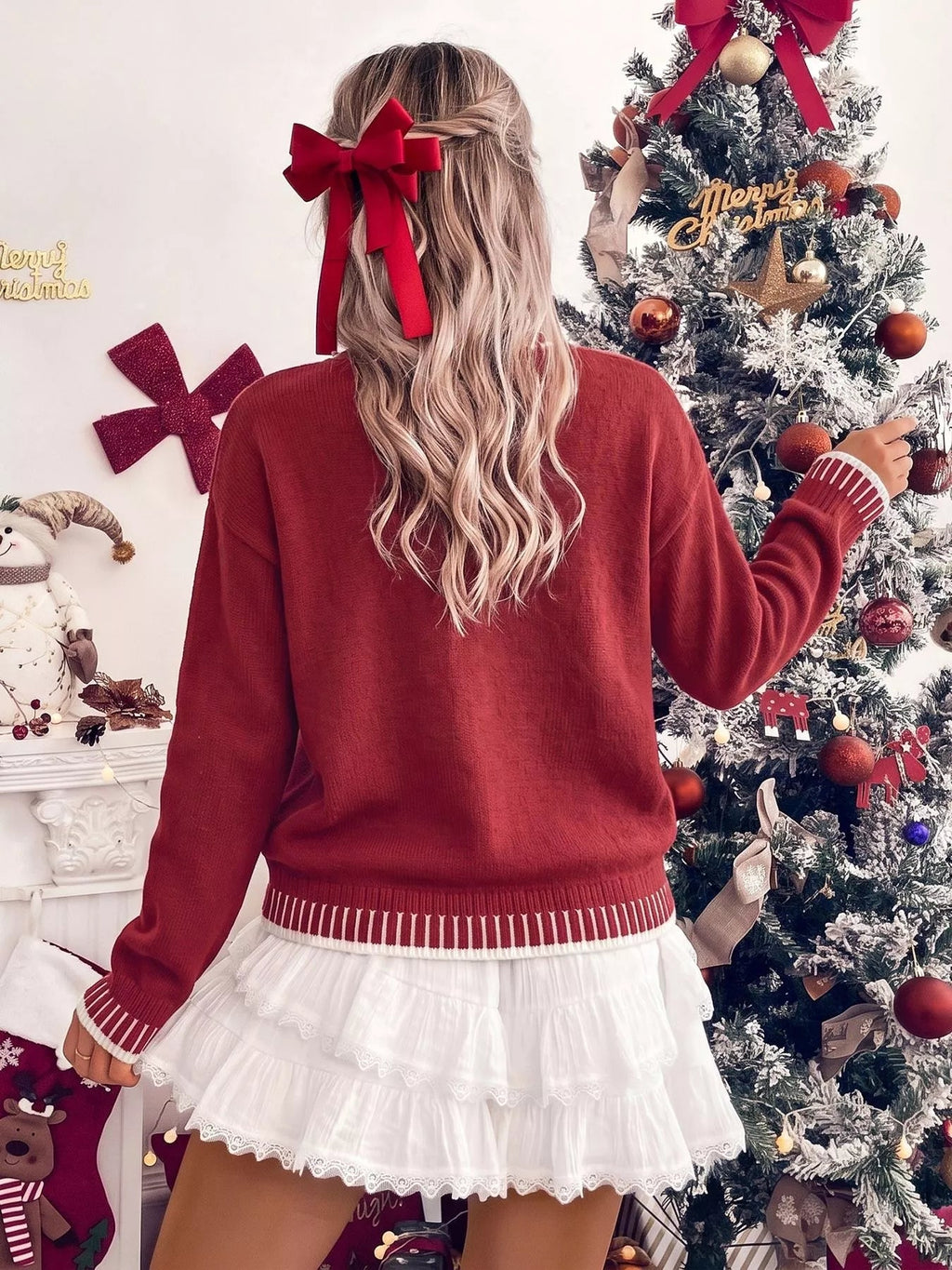 Merry Letter Crew Neck Sweater - Dressed.